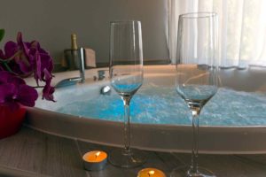 Sobe s jacuzziem i termalnom vodom - Krapinske Toplice - Villa Magdalena